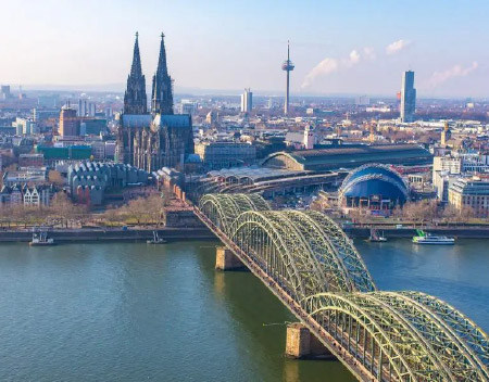 Prishtina (PRN) - Köln/Bonn (CGN)