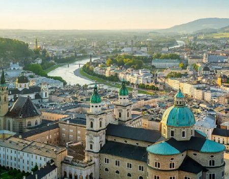 Prishtina (PRN) - Salzburg (SZG)
